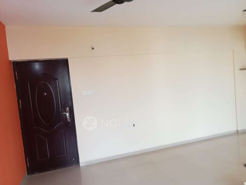 2 BHK Flat In Sarthak Shantiniketan For Sale  In Loni Kalbhor