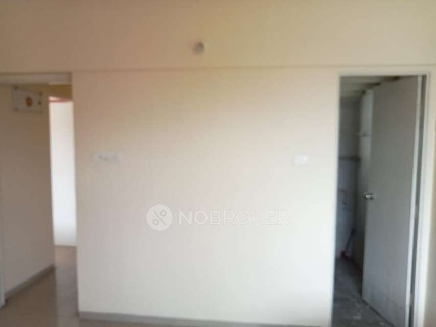 2 BHK Flat In Sarthak Shantiniketan For Sale  In Loni Kalbhor
