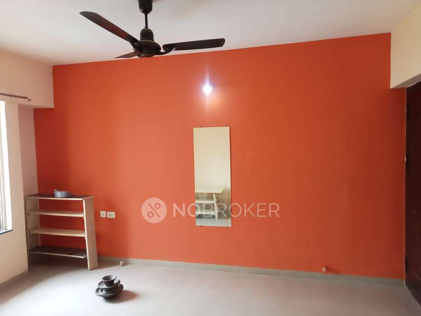 2 BHK Flat In Sarthak Shantiniketan For Sale  In Loni Kalbhor