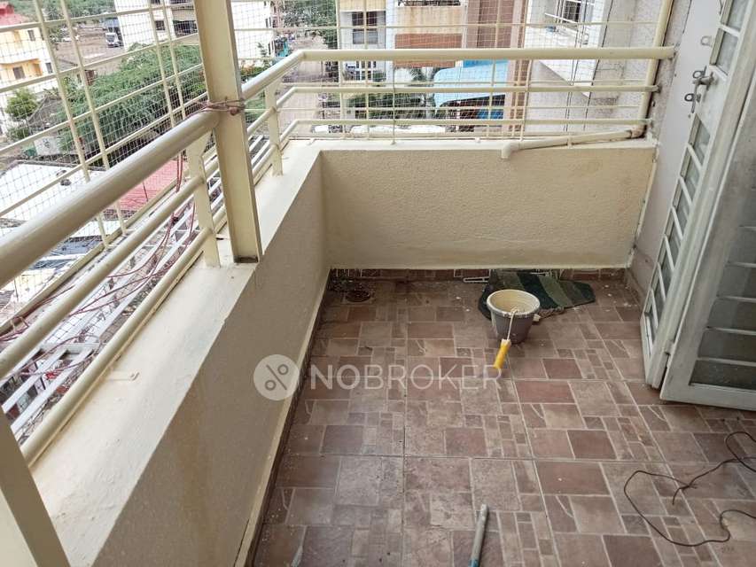 2 BHK Flat In Sarthak Shantiniketan For Sale  In Loni Kalbhor