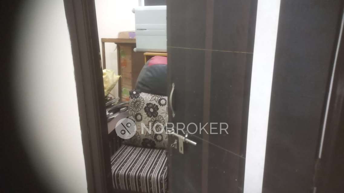 3 BHK Flat In Shree Plaza  For Sale  In Nampally