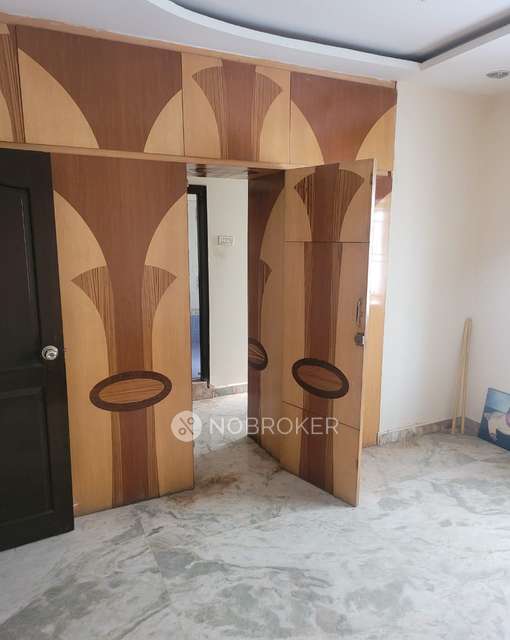 3 BHK Flat In Shree Plaza  For Sale  In Nampally