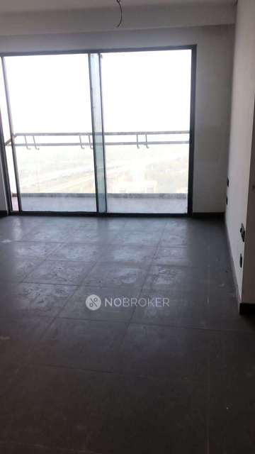 1 BHK Flat In Supertech Supernova For Sale  In Sector-94