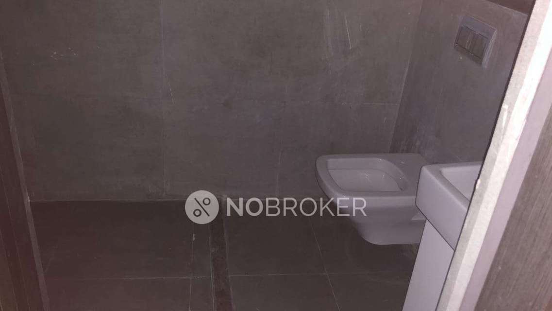 1 BHK Flat In Supertech Supernova For Sale  In Sector-94