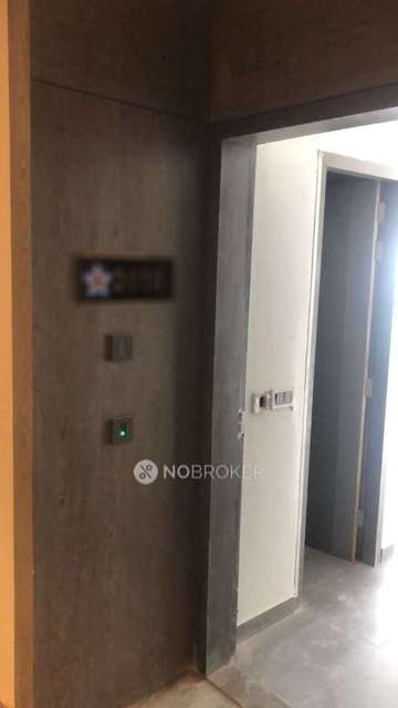 1 BHK Flat In Supertech Supernova For Sale  In Sector-94