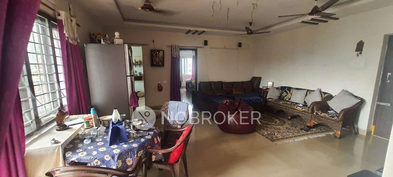 3 BHK Flat In Madhura Heights for Rent  In Manikonda