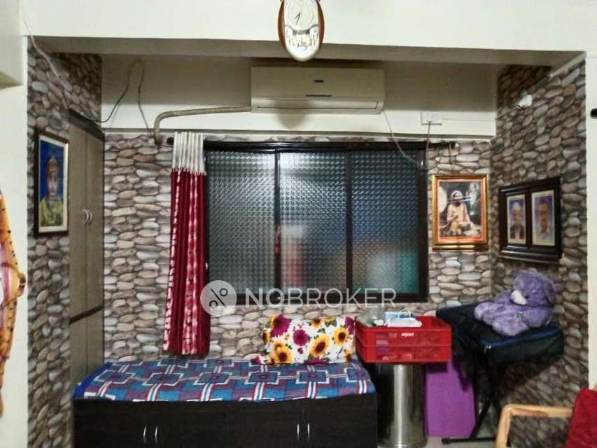 1 RK Flat In Sivlekha Chs For Sale  In Thane West