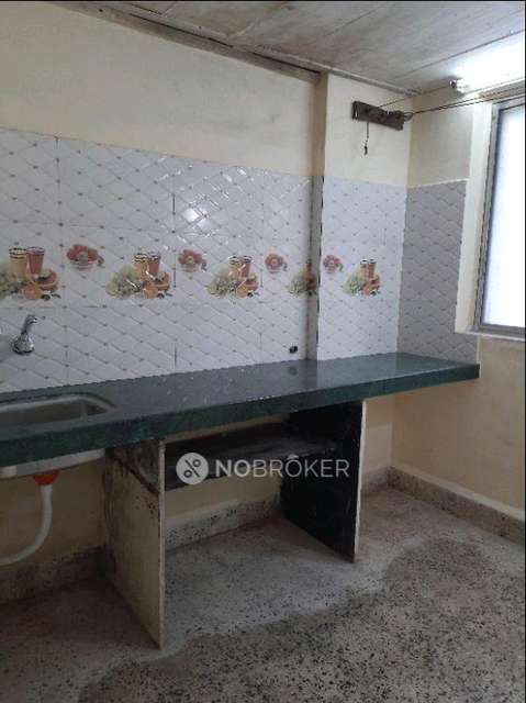 1 RK Flat In Shiv Krupa Chs For Sale  In Santacruz East