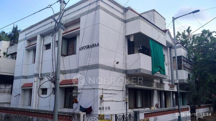 2 BHK Flat In Anugraha Apts For Sale  In Mudichur