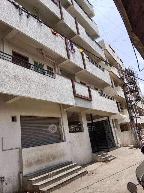 1 BHK Flat for Rent  In  Dooravani Nagar
