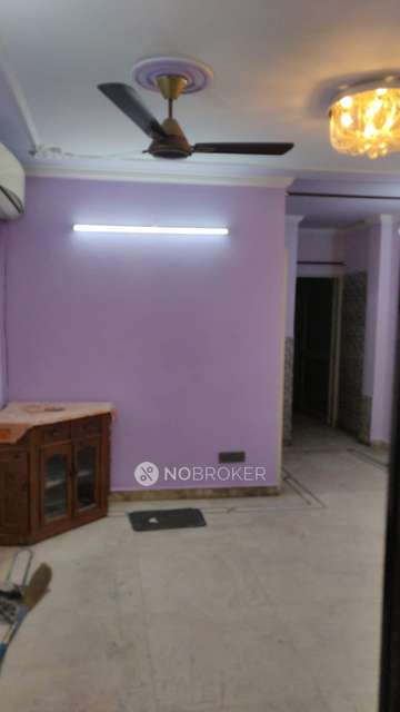 2 BHK Flat For Sale  In Prakash Mohalla, Amritpuri, East Of Kailash
