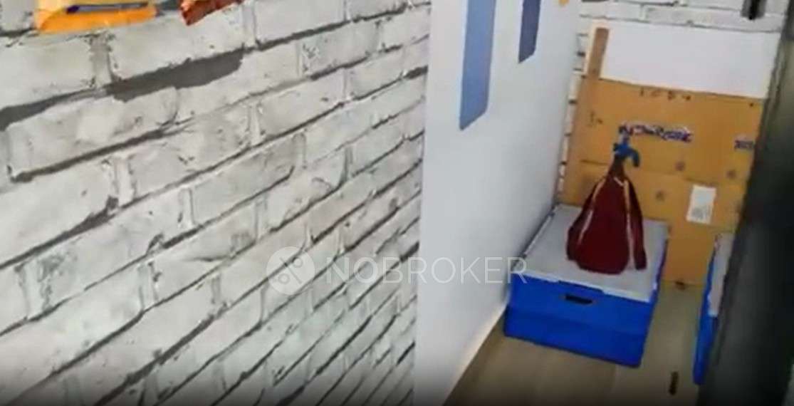 Shop in 122, 5th Main Rd, 3 Stage, Basaveshwar Nagar, 3rd Stage, Rajajinagar, Bengaluru, Karnataka 560079, India, Bangalore for Rent