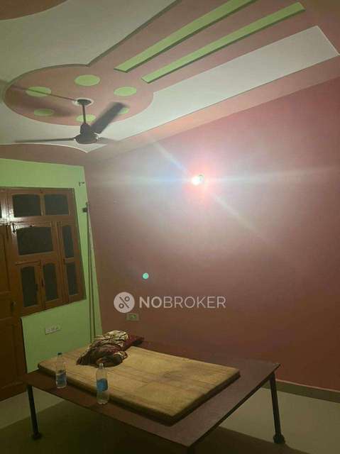 2 BHK Flat In Standalone Buildding for Rent  In Sector 3
