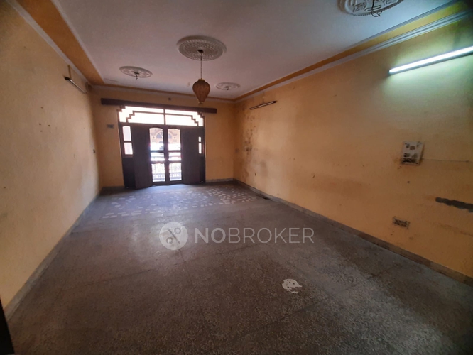 Standalone Building Shahdara Rent WITHOUT BROKERAGE Unfurnished 2 BHK