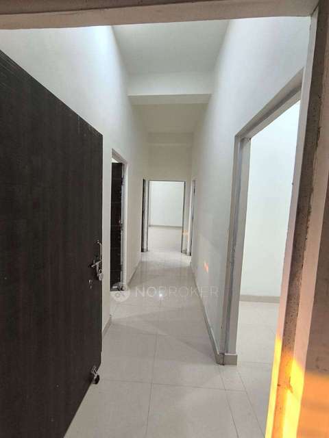 Office Space in Model Town East, Ghaziabad for Rent 