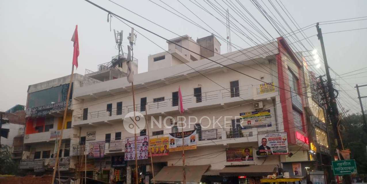 Office Space in Model Town East, Ghaziabad for Rent 