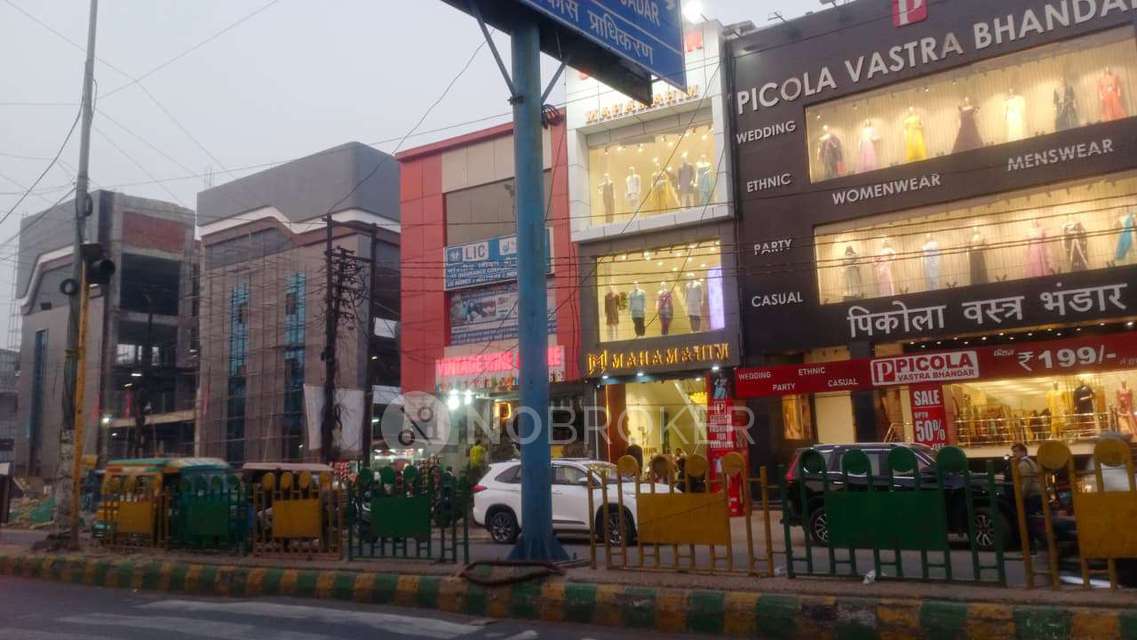 Office Space in Model Town East, Ghaziabad for Rent 