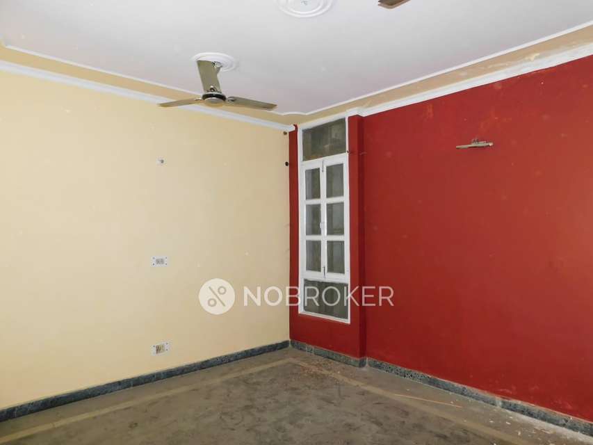 2 BHK Flat For Sale  In Safdarjung Enclave