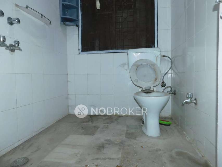 2 BHK Flat For Sale  In Safdarjung Enclave