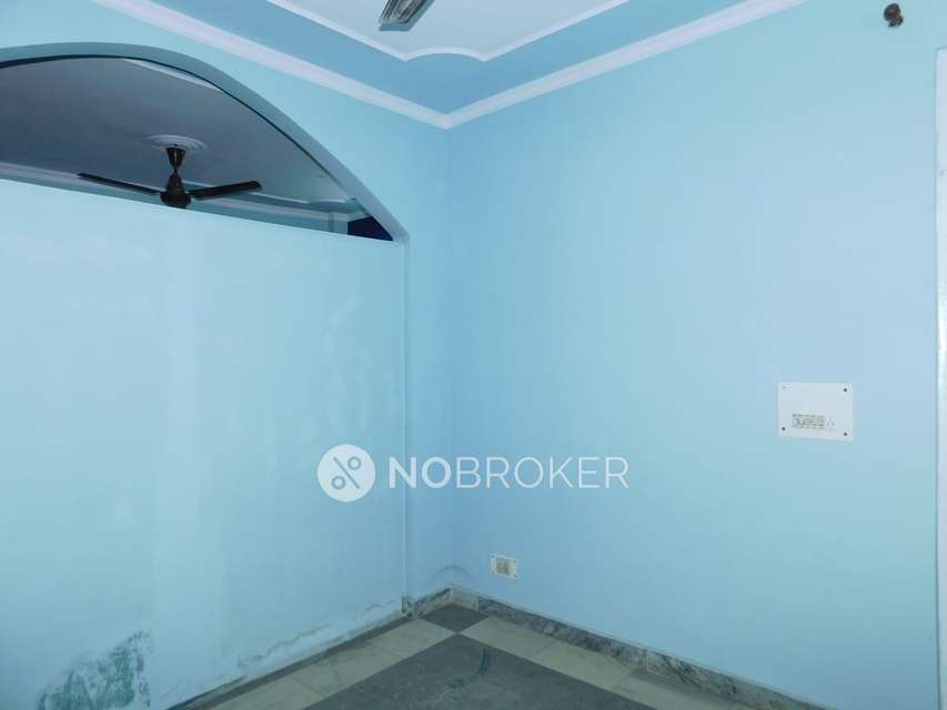 2 BHK Flat For Sale  In Safdarjung Enclave