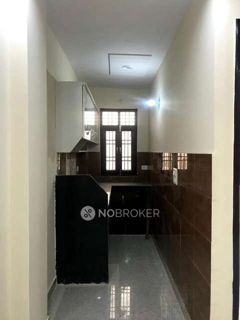 2 BHK Flat For Sale  In Mohan Garden 