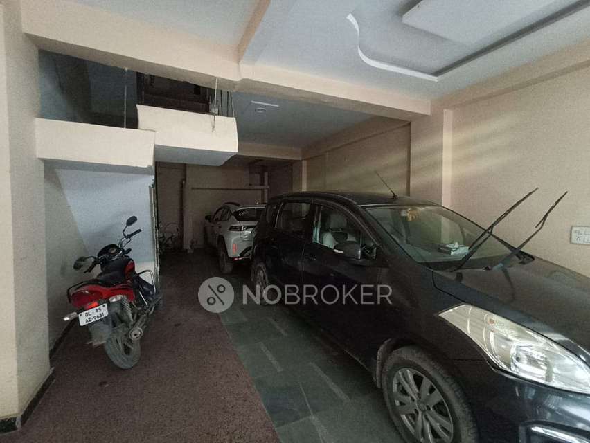 2 BHK Flat For Sale  In Mohan Garden 