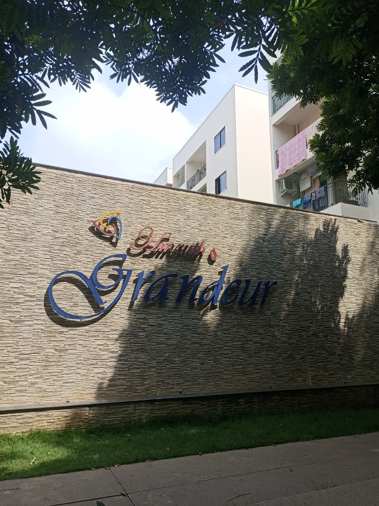 Amrutha Grandeur