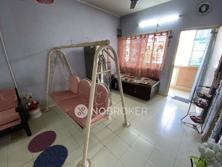 2 BHK Flat In Yogeshwara Apartment  For Sale  In Hosakerehalli