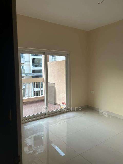 4+ BHK Flat In Aarcity Regency Park For Sale  In Gaur City 2