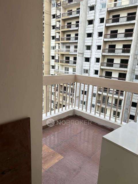 4+ BHK Flat In Aarcity Regency Park For Sale  In Gaur City 2