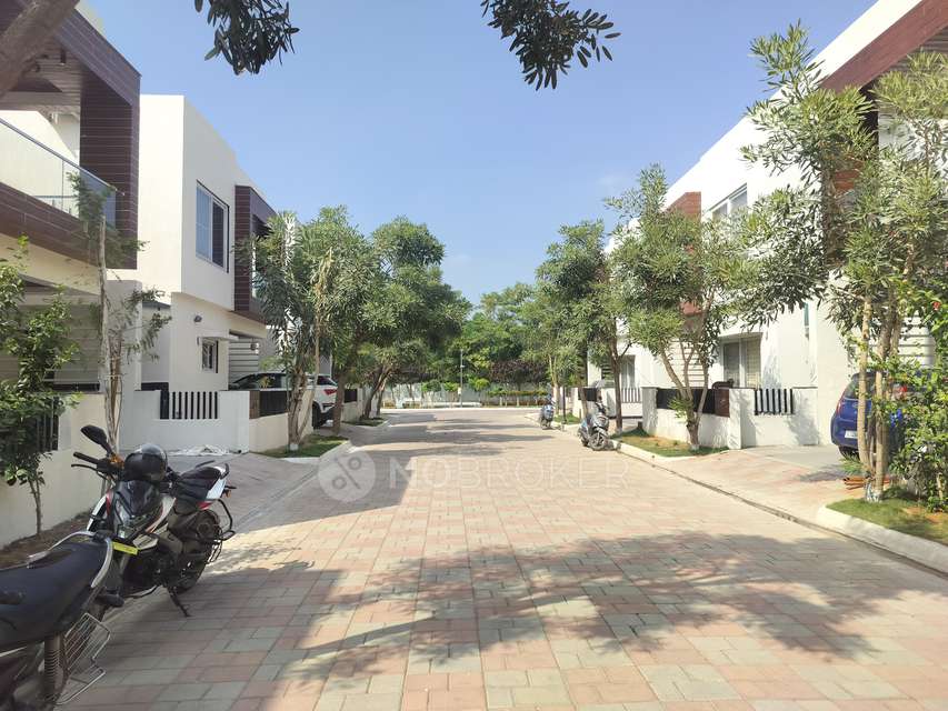 3 BHK Villa In Pruthvi Adithya Belmont Greene For Sale  In  Serilingampalle