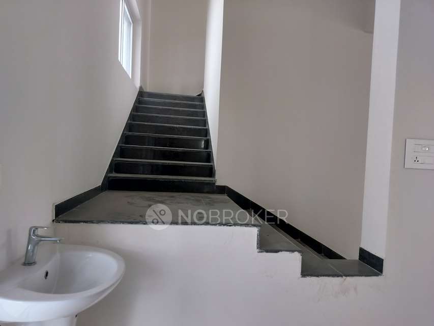 3 BHK Villa In Pruthvi Adithya Belmont Greene For Sale  In  Serilingampalle