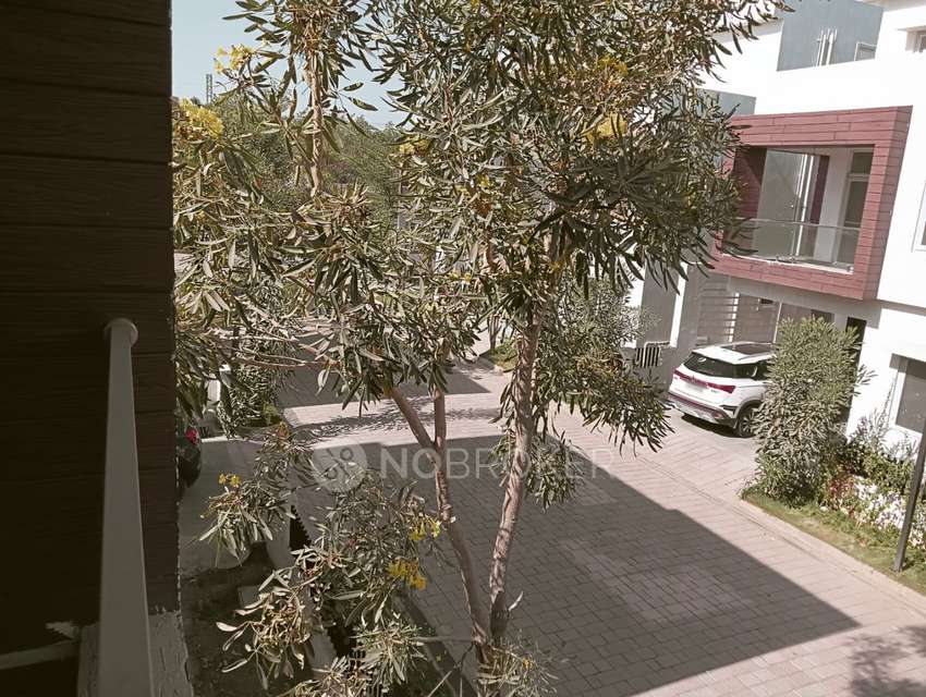 3 BHK Villa In Pruthvi Adithya Belmont Greene For Sale  In  Serilingampalle