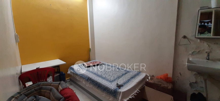 1 BHK Flat In Laxmi Nivas for Rent  In Deccan Gymkhana