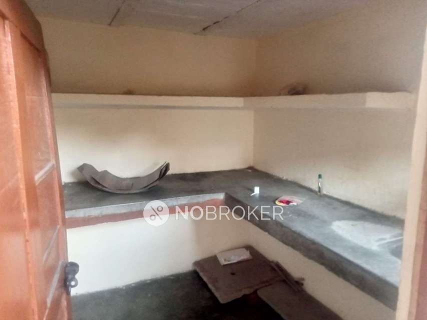 1 RK Flat In Standalone Building   for Rent  In Burari