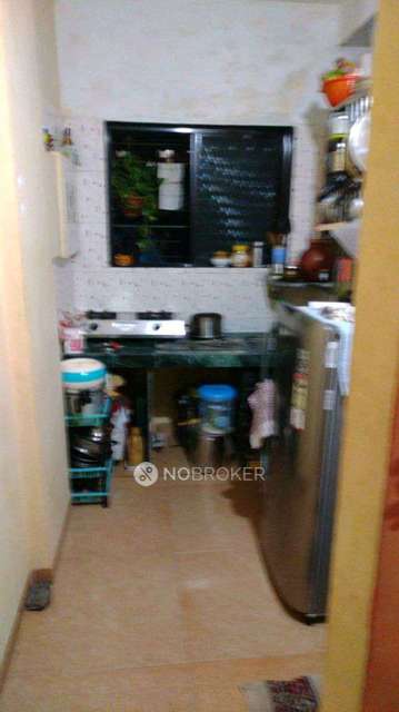 1 RK Flat In Sai Prasad Apt Naigaon West For Sale  In Koliwada