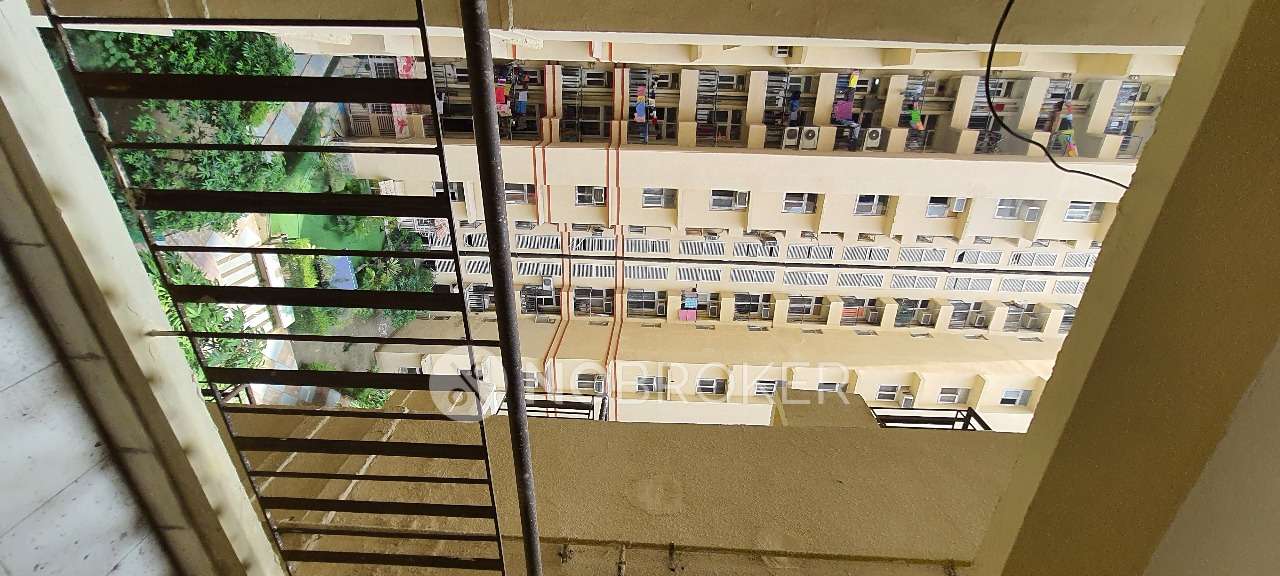 3 BHK Flat In Amrapali Princely Estate For Sale  In Sector-76