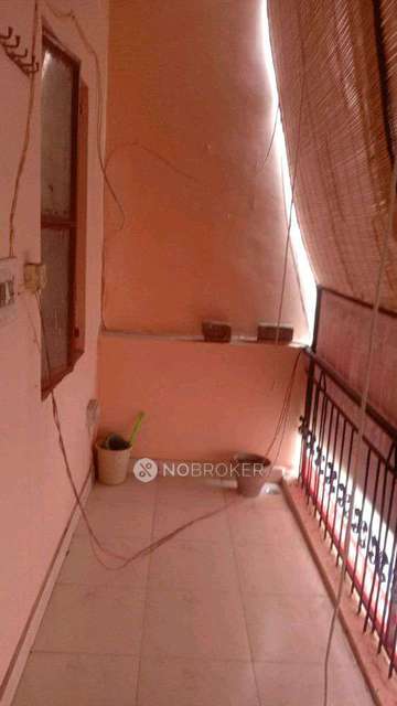 Office Space in Near Nehru Enclave Metro Station Kalkaji, Delhi for Rent 