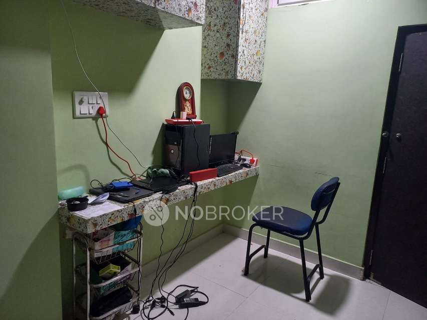 2 BHK Flat In Standalone Building  For Sale  In  New Nallakunta