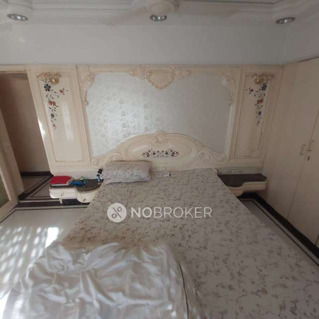 3 BHK Flat In Sharvil Court For Sale  In Malad West