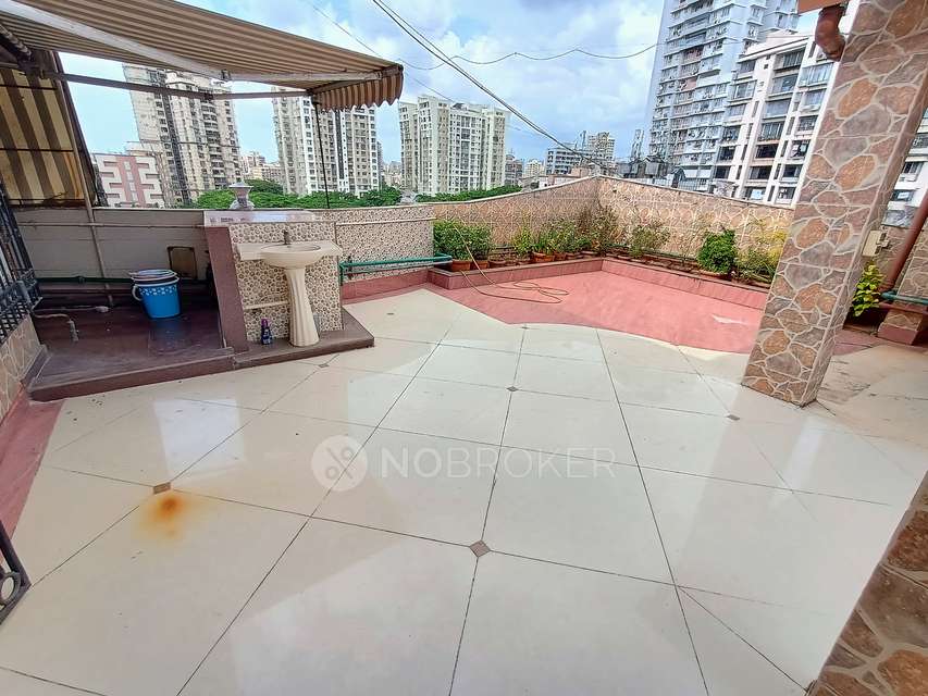 3 BHK Flat In Sharvil Court For Sale  In Malad West