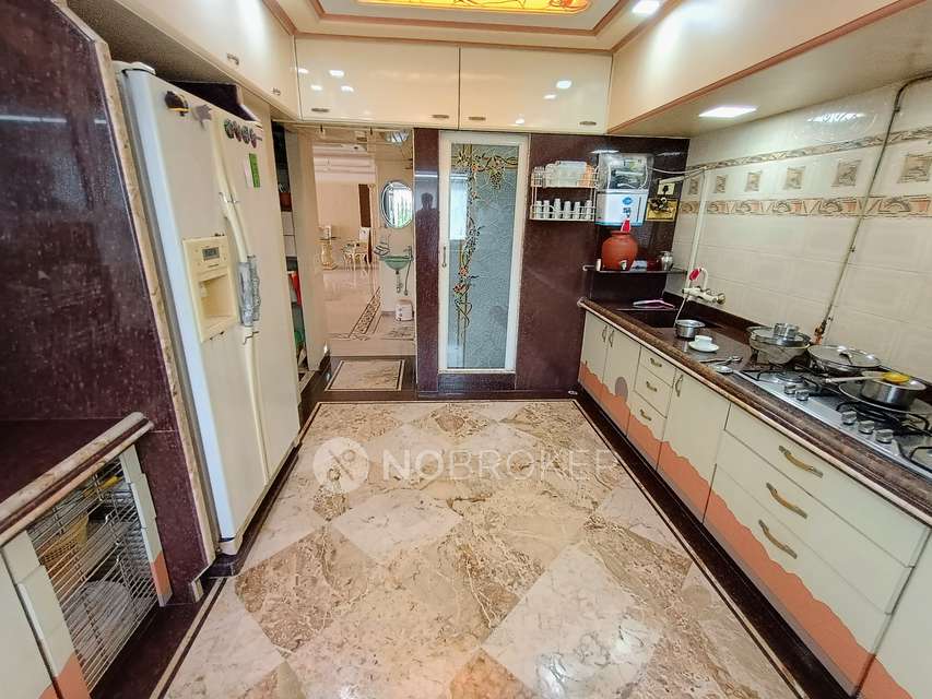 3 BHK Flat In Sharvil Court For Sale  In Malad West