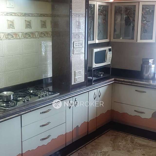 3 BHK Flat In Sharvil Court For Sale  In Malad West