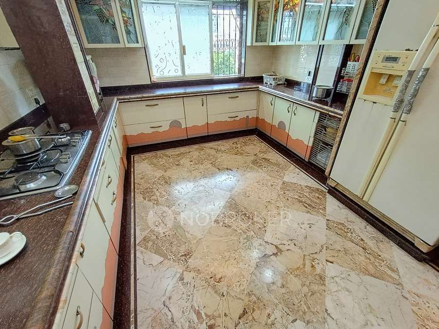 3 BHK Flat In Sharvil Court For Sale  In Malad West