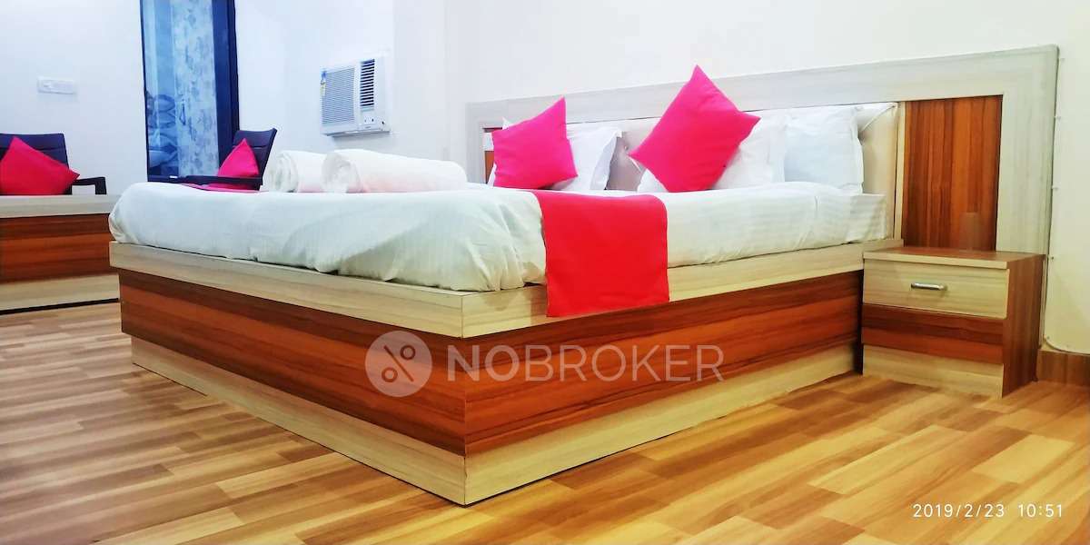 PG for Boys in Lal Kuan