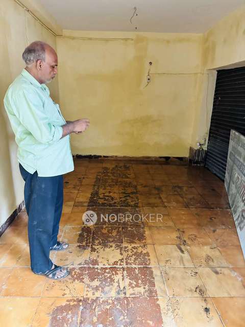 Shop in Mayur Vihar Phase Iii, Delhi for Rent 