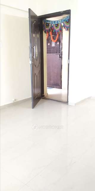 1 BHK Flat In Siddhi Park Co-op Society For Sale  In Sector - 20.