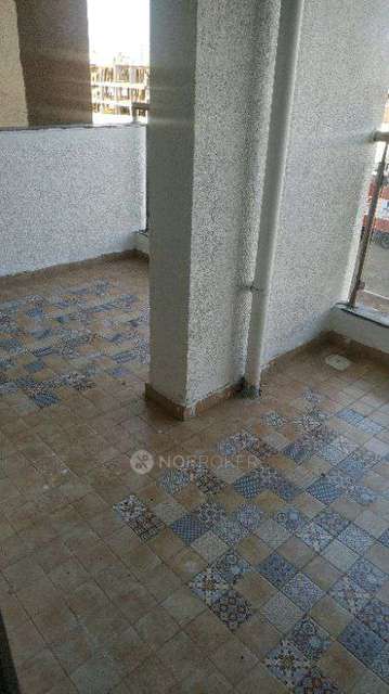 Single Room for Male In 3 BHK  In Menlo Homes Kharadi In Wagholi