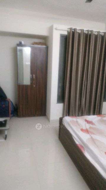 Single Room for Male In 3 BHK  In Menlo Homes Kharadi In Wagholi