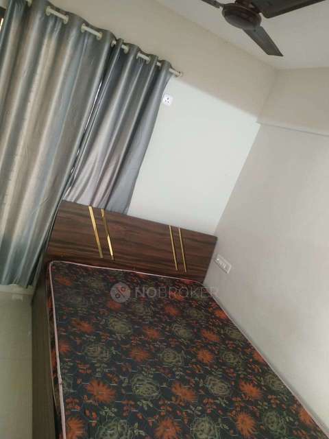 Single Room for Male In 3 BHK  In Menlo Homes Kharadi In Wagholi